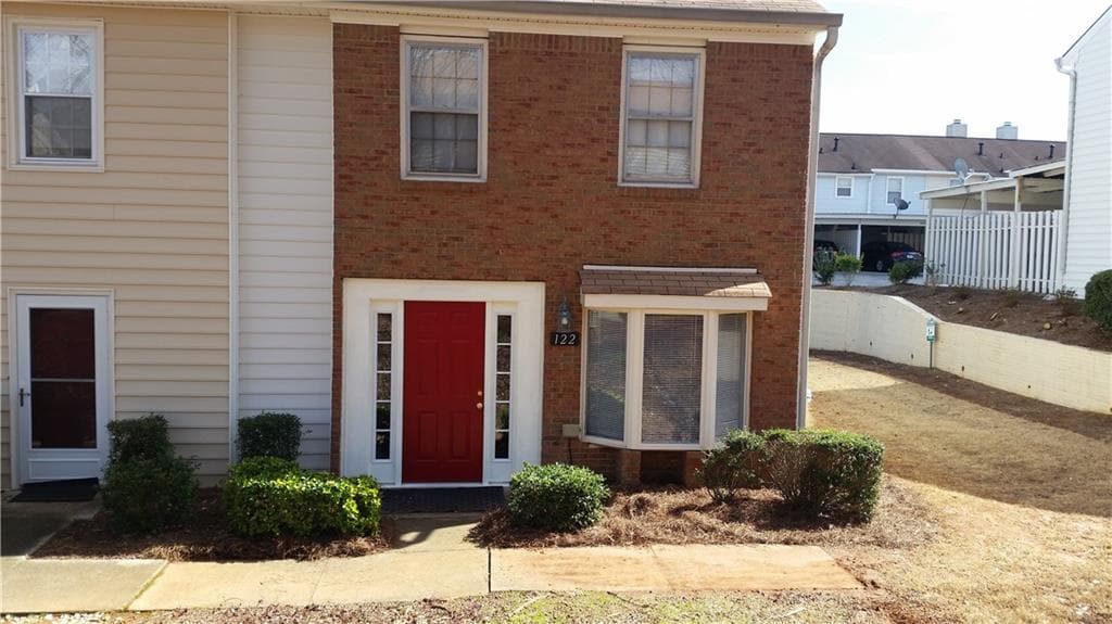 122 Old Ferry Way 122, Roswell, GA 30076 — most recent listing photo