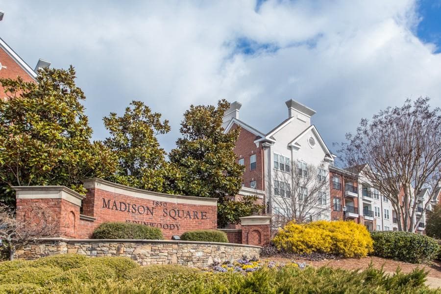 3 bedroom, 1,418 sq ft condominium sold at 1850 Cotillion Drive 1209, Atlanta, GA 30338