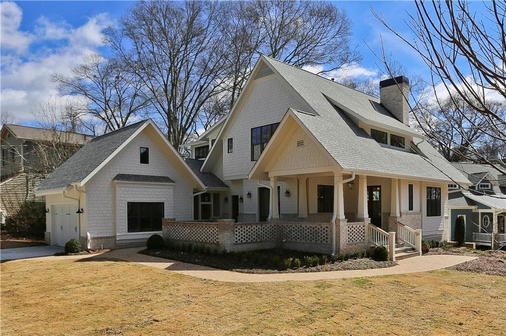 4 bedroom, 4,497 sq ft single family residence sold at 90 Long Circle, Roswell, GA 30075