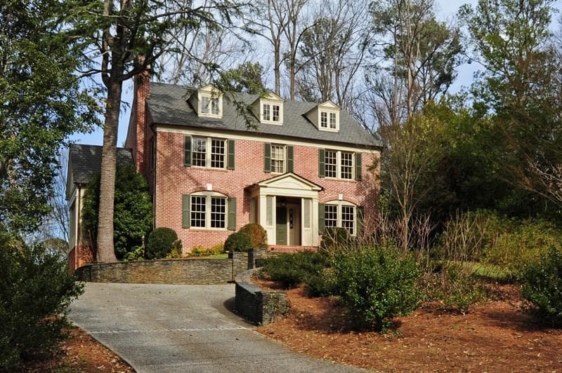 5 bedroom single family residence sold at 517 Manor Ridge Drive, Atlanta, GA 30305