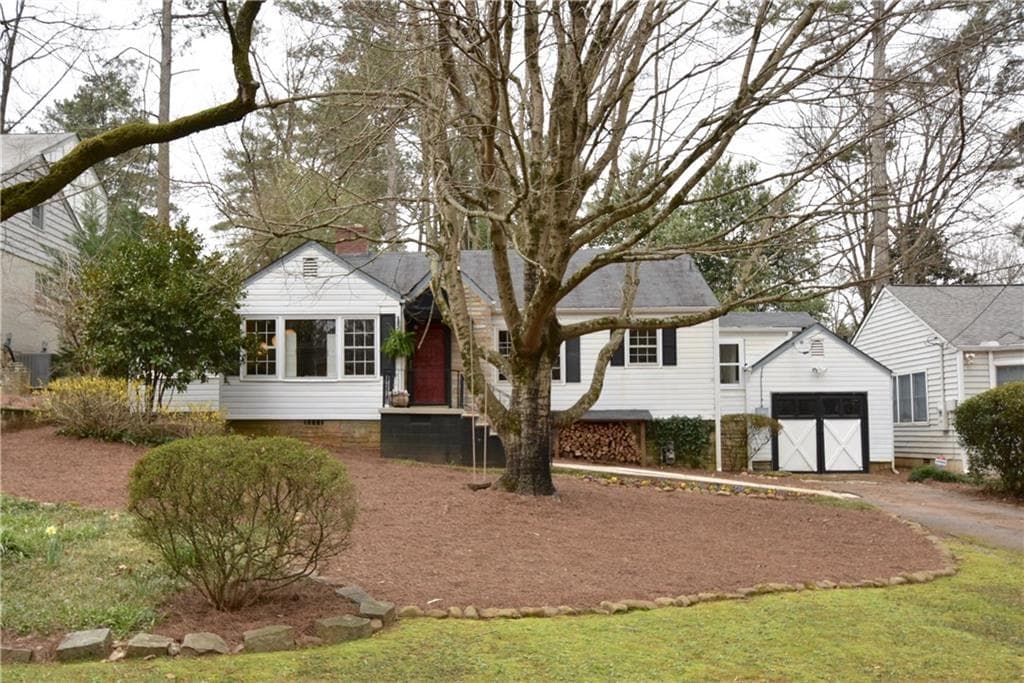 2 bedroom, 1,189 sq ft single family residence sold at 1767 Coventry Road, Decatur, GA 30030