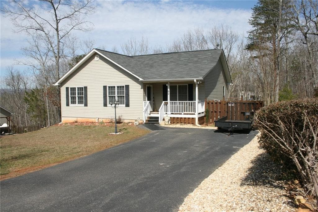 4 bedroom, 1,344 sq ft single family residence sold at 92 Cedar Springs Lane, Dahlonega, GA 30533