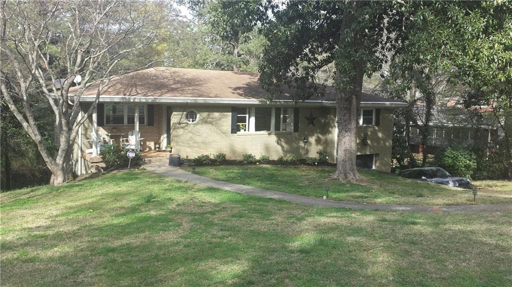3 bedroom, 1,766 sq ft single family residence sold at 2255 Englewood Drive, Atlanta, GA 30344
