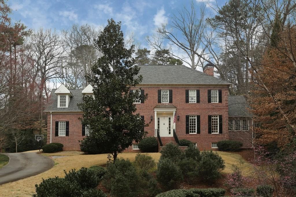 5 bedroom, 5,110 sq ft single family residence sold at 447 Argonne Drive, Atlanta, GA 30305
