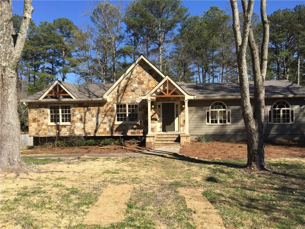 3 bedroom, 1,940 sq ft single family residence sold at 2946 Missy Drive, Marietta, GA 30062