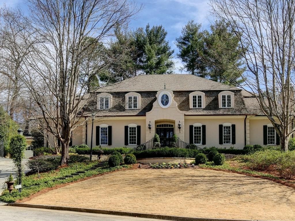 6 bedroom single family residence sold at 2977 Habersham Court, Atlanta, GA 30305