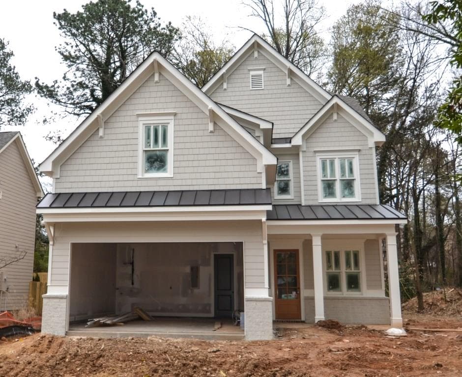 5 bedroom, 3,109 sq ft single family residence sold at 2375 Logan Circle, Brookhaven, GA 30319