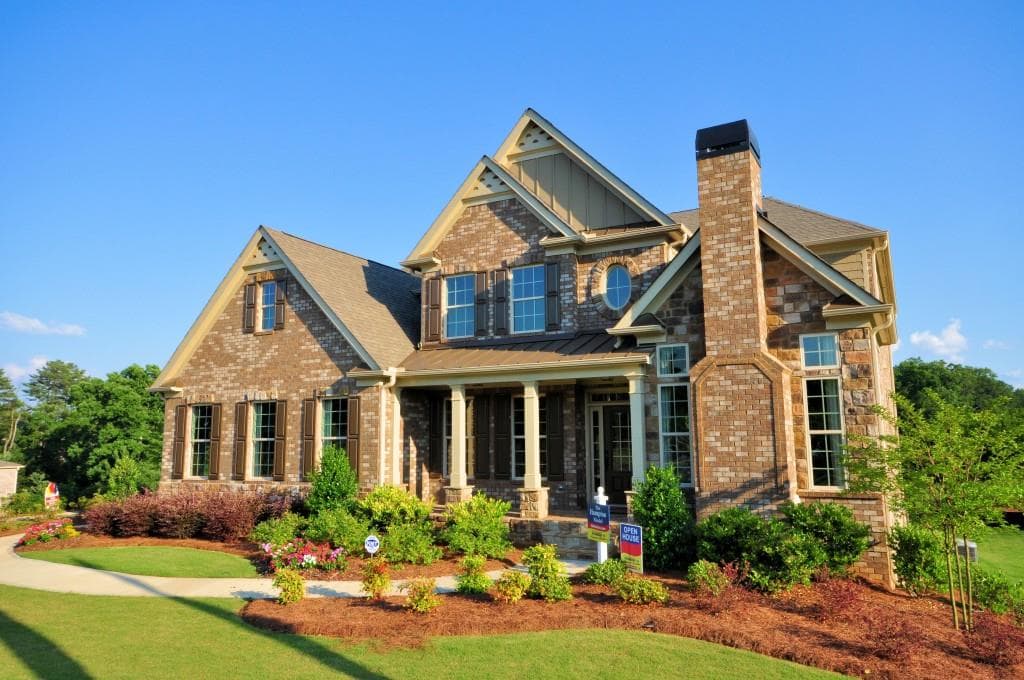 8720 Ellesmere Drive, Cumming, GA 30041 — most recent listing photo