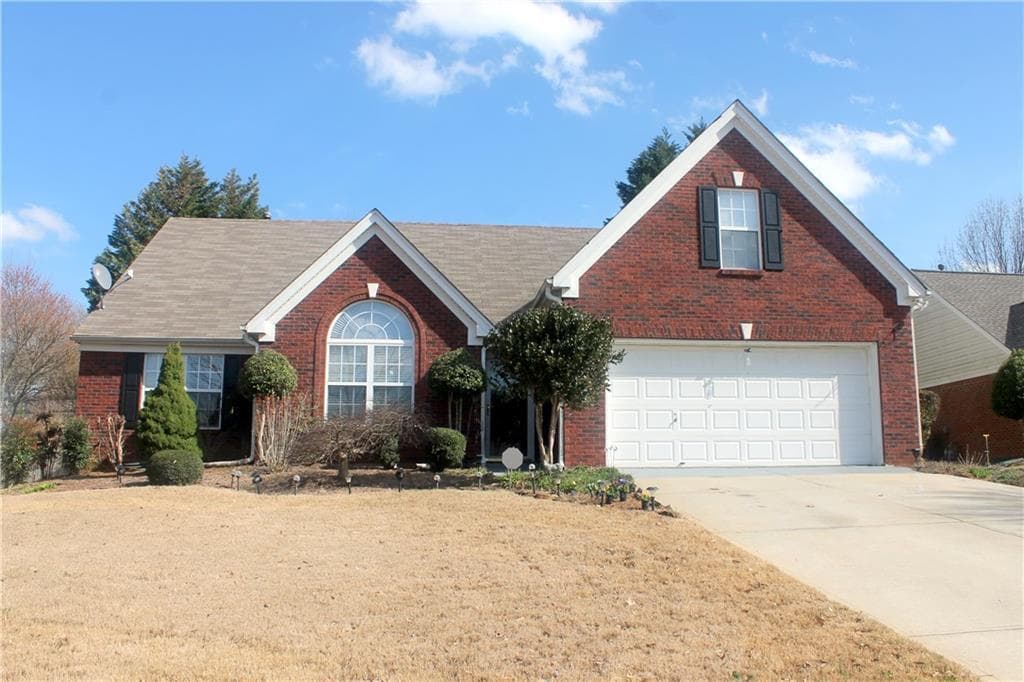 3 bedroom, 1,795 sq ft single family residence sold at 935 James Ridge Drive, Lawrenceville, GA 30045