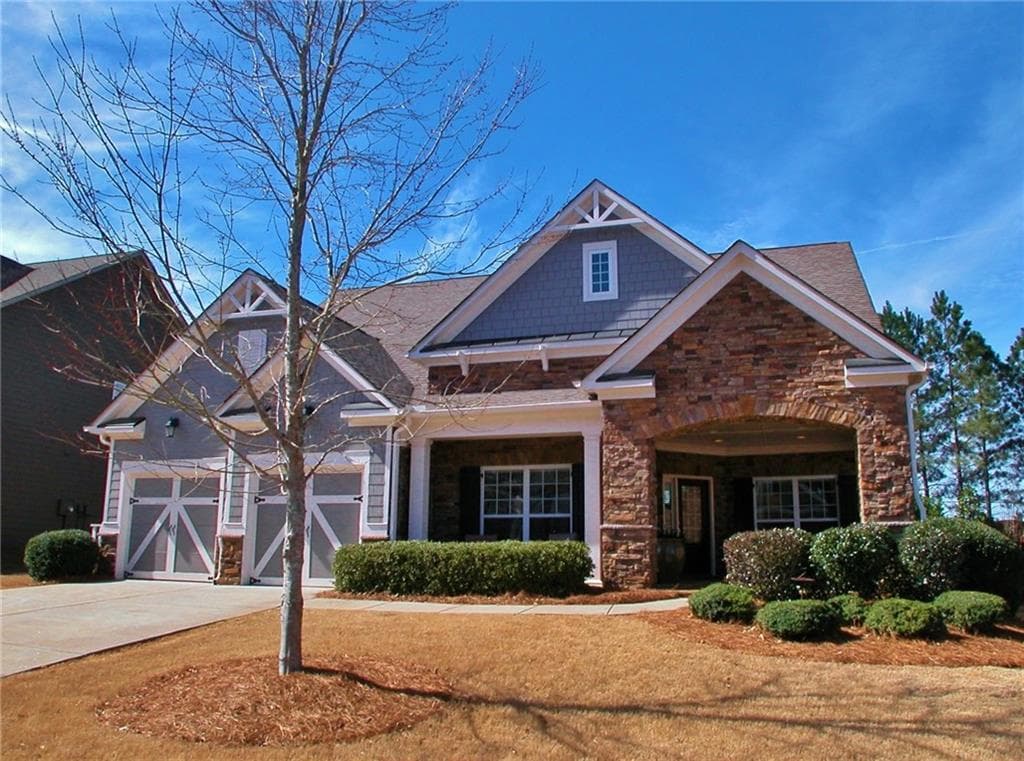3 bedroom, 2,866 sq ft single family residence sold at 5455 Sandstone Court, Cumming, GA 30040