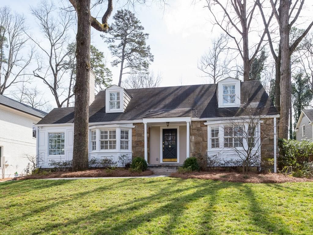 4 bedroom, 2,415 sq ft single family residence sold at 281 Alberta Drive, Atlanta, GA 30305