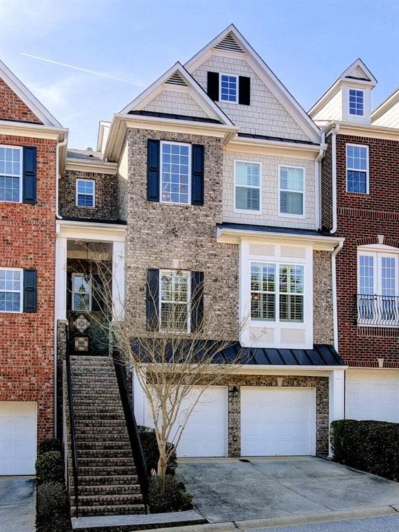 3 bedroom, 3,588 sq ft townhouse sold at 1742 Woodwalk Creek 1742, Atlanta, GA 30339