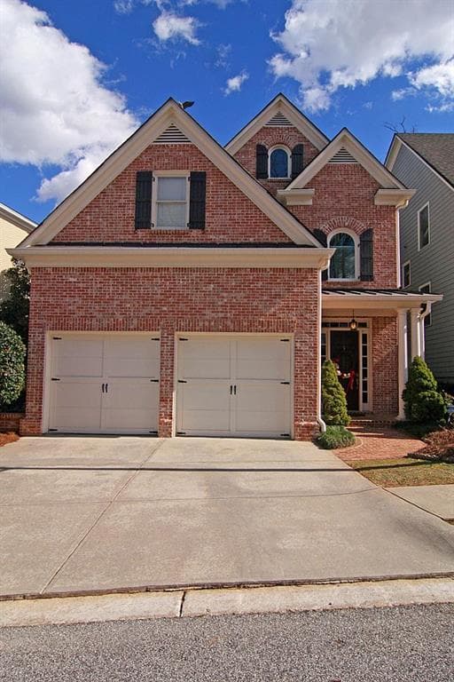 4 bedroom, 3,373 sq ft single family residence sold at 3721 Paces Park Circle, Smyrna, GA 30080