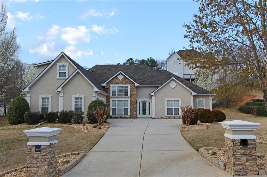 4 bedroom single family residence sold at 4050 Preston Oaks Place, Lithonia, GA 30038