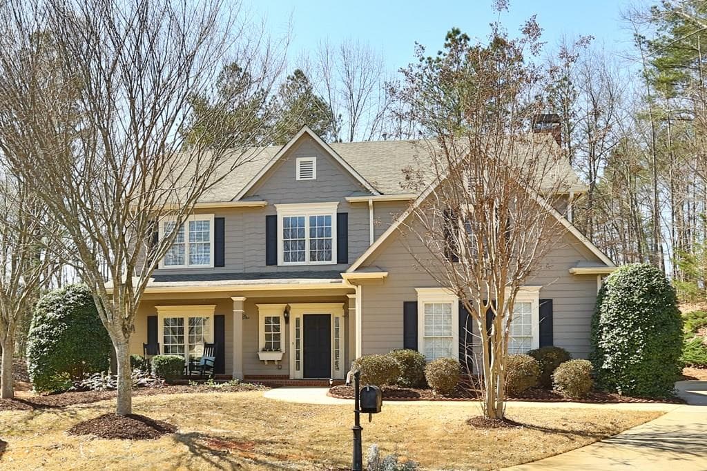 4 bedroom, 2,614 sq ft single family residence sold at 8525 Alsbrook Path, Cumming, GA 30041