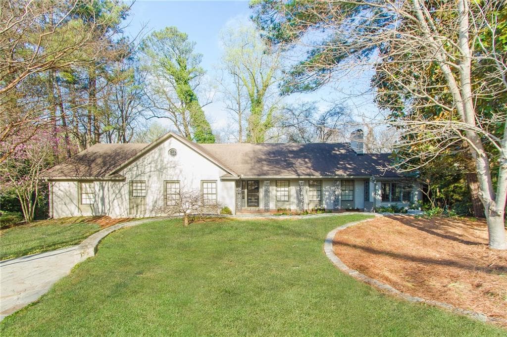 3 bedroom single family residence sold at 130 Little John Trail, Atlanta, GA 30309
