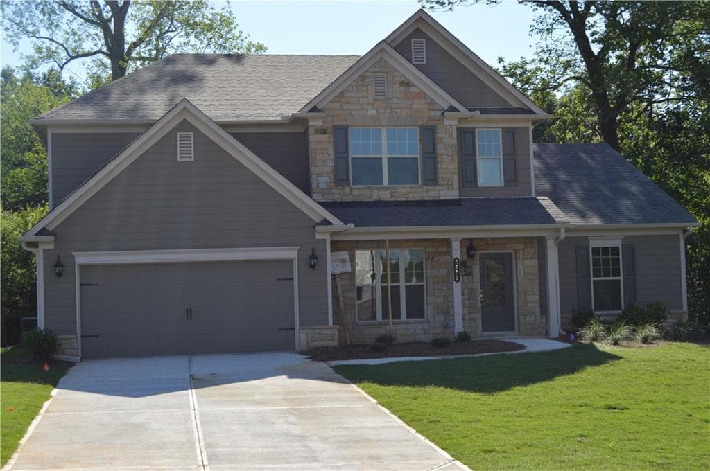 4 bedroom, 3,240 sq ft single family residence sold at 3675 Grandview Manor Drive, Cumming, GA 30028