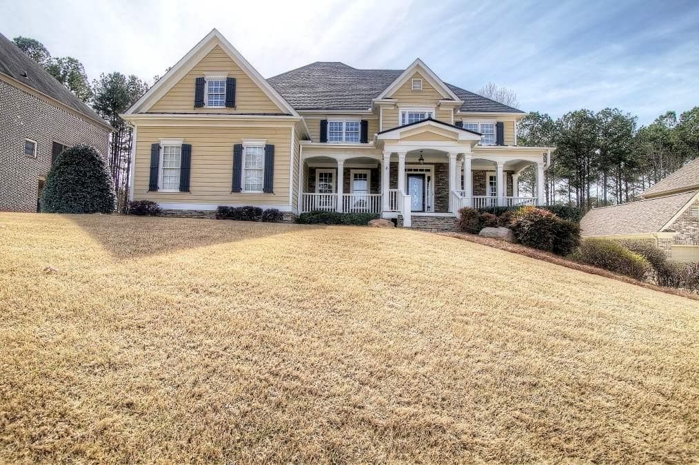 5 bedroom, 5,622 sq ft single family residence sold at 210 Cedar Woods Way, Canton, GA 30114
