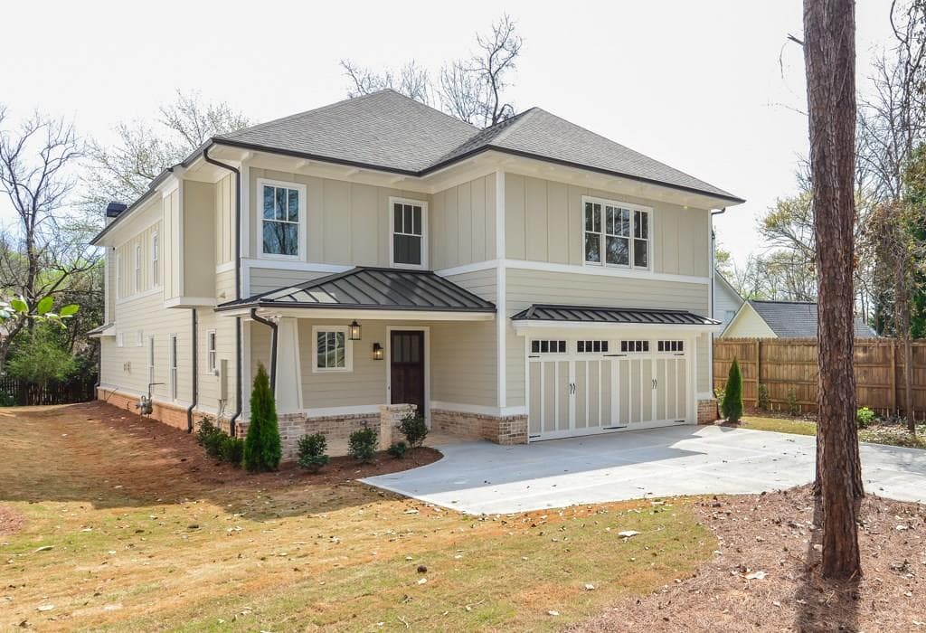 6 bedroom, 3,650 sq ft single family residence sold at 2993 Osborne Road, Brookhaven, GA 30319