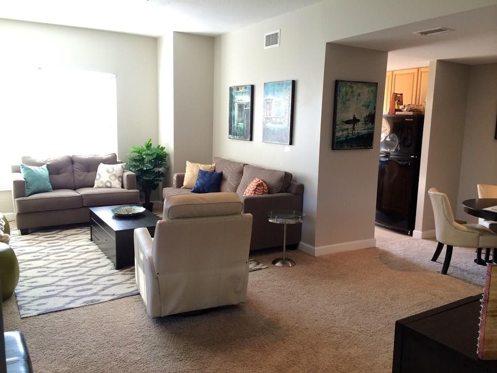 2 bedroom, 1,119 sq ft condominium sold at 195 14th Street 308, Atlanta, GA 30309