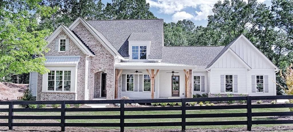 4 bedroom, 3,554 sq ft single family residence sold at 287 Red Gate Drive, Canton, GA 30115