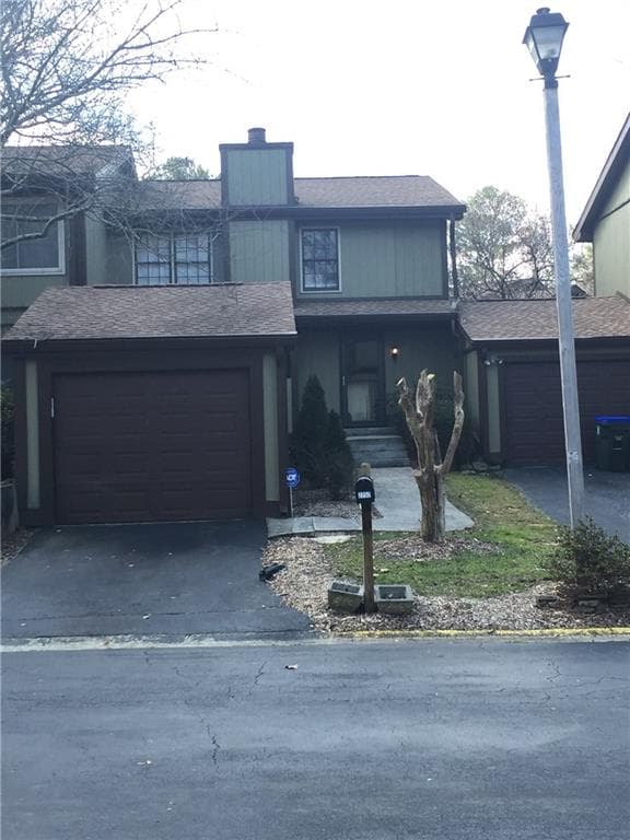 3 bedroom, 1,724 sq ft condominium sold at 2752 Meadow Mere 2752, Atlanta, GA 30341