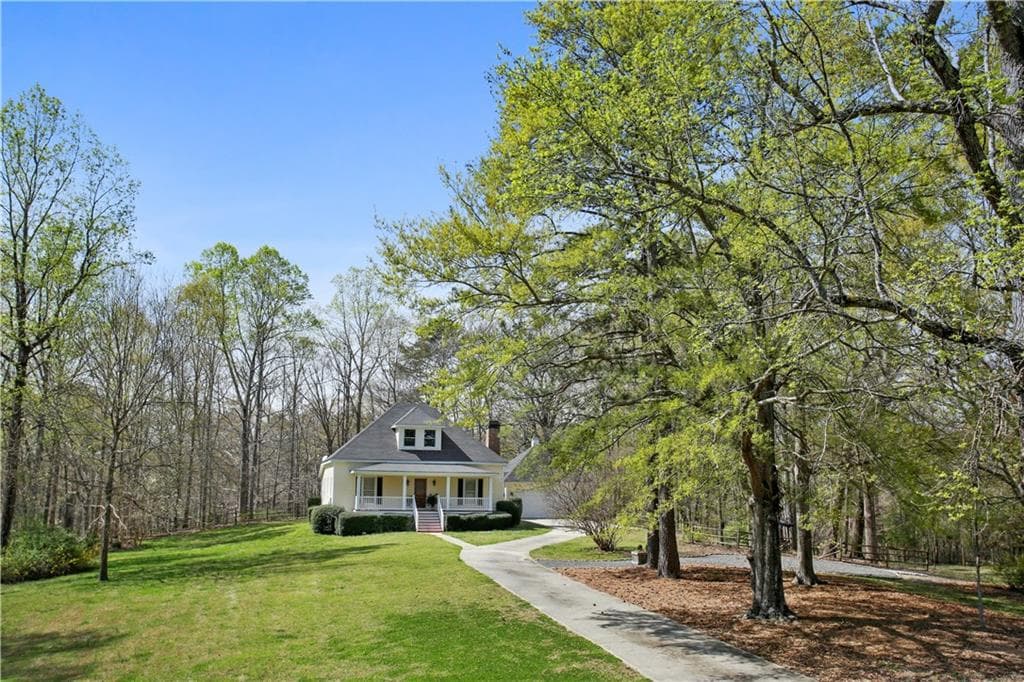 3 bedroom single family residence sold at 7665 Campbellton Redwine Road, Chattahoochee Hills, GA 30268