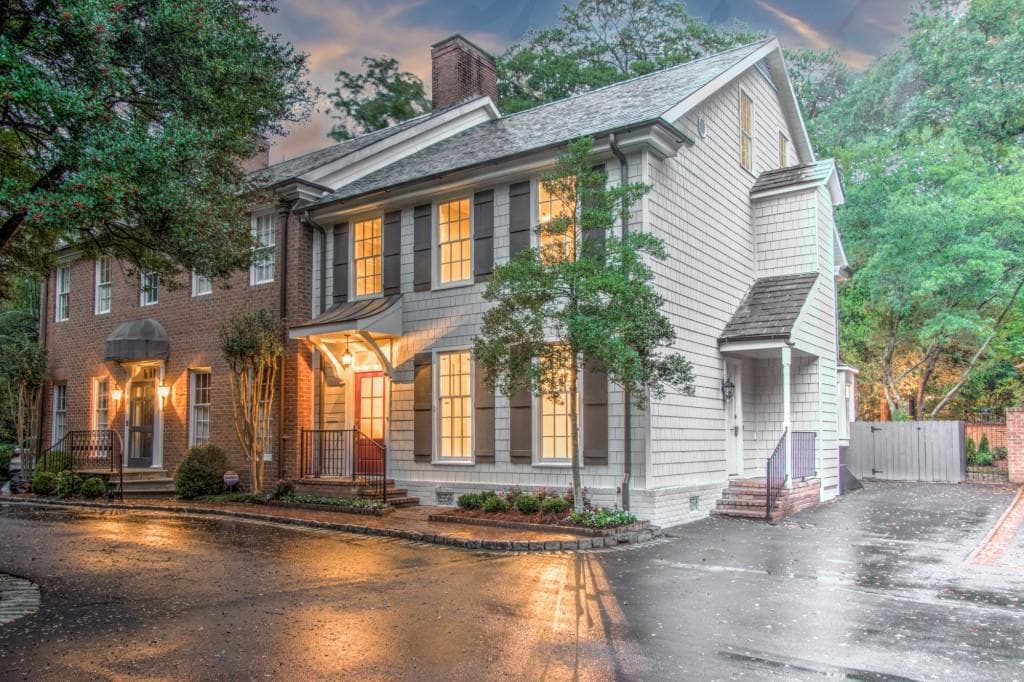 3 bedroom, 2,552 sq ft townhouse sold at 2774 Andrews Drive 2, Atlanta, GA 30305