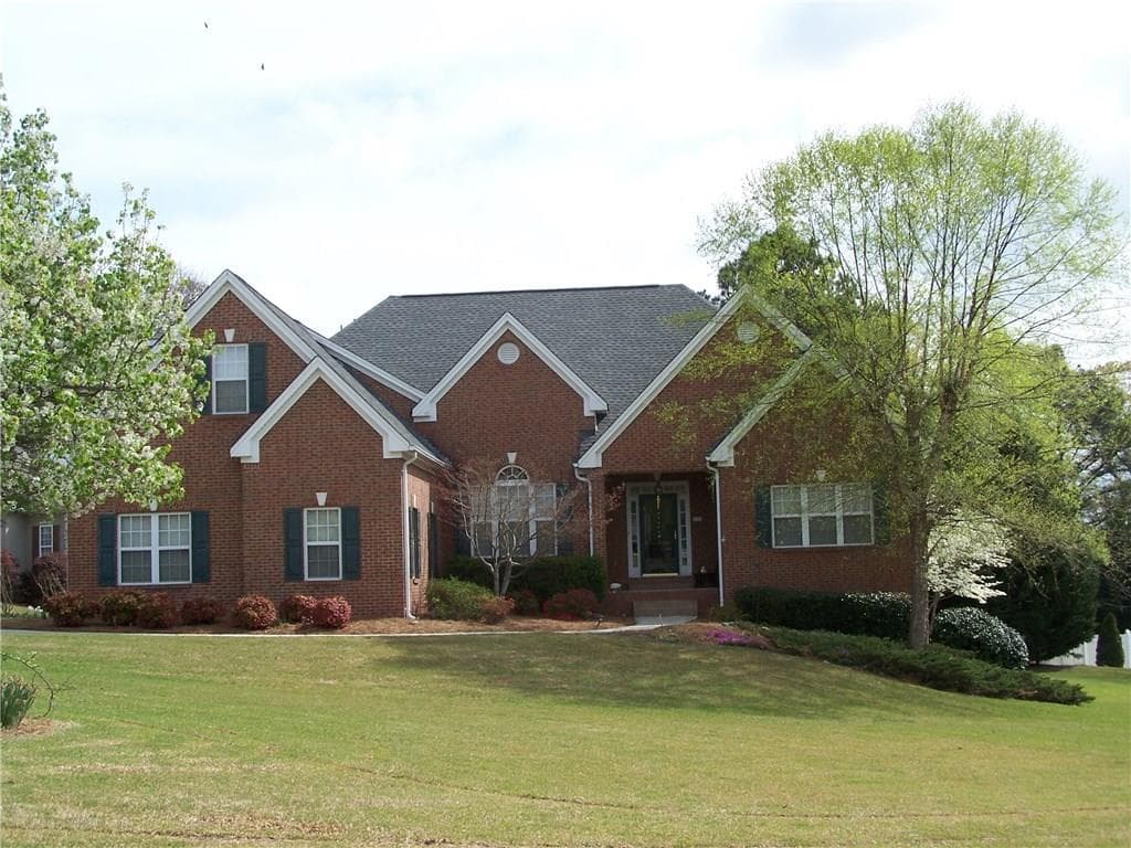 6 bedroom single family residence sold at 20 Camelot Court, Braselton, GA 30517