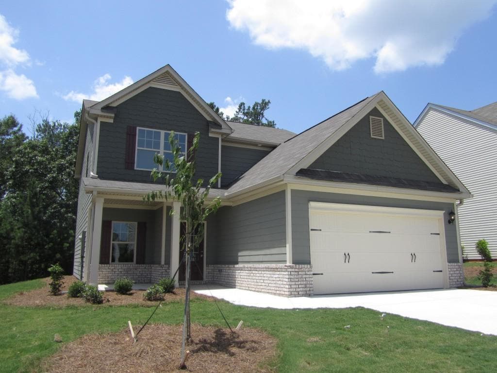 4 bedroom, 2,239 sq ft single family residence sold at 796 Donington Circle, Lawrenceville, GA 30045
