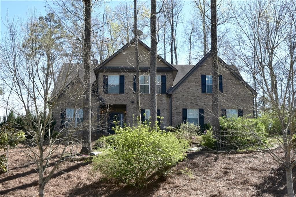4 bedroom, 2,687 sq ft single family residence sold at 4940 Haley Farms Drive, Cumming, GA 30028