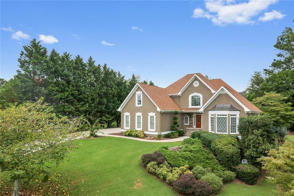 6 bedroom single family residence sold at 7325 Canter Way, Cumming, GA 30040