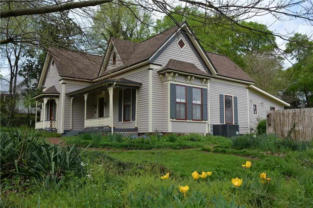 112 Park Street, Adairsville, GA 30103 — most recent listing photo