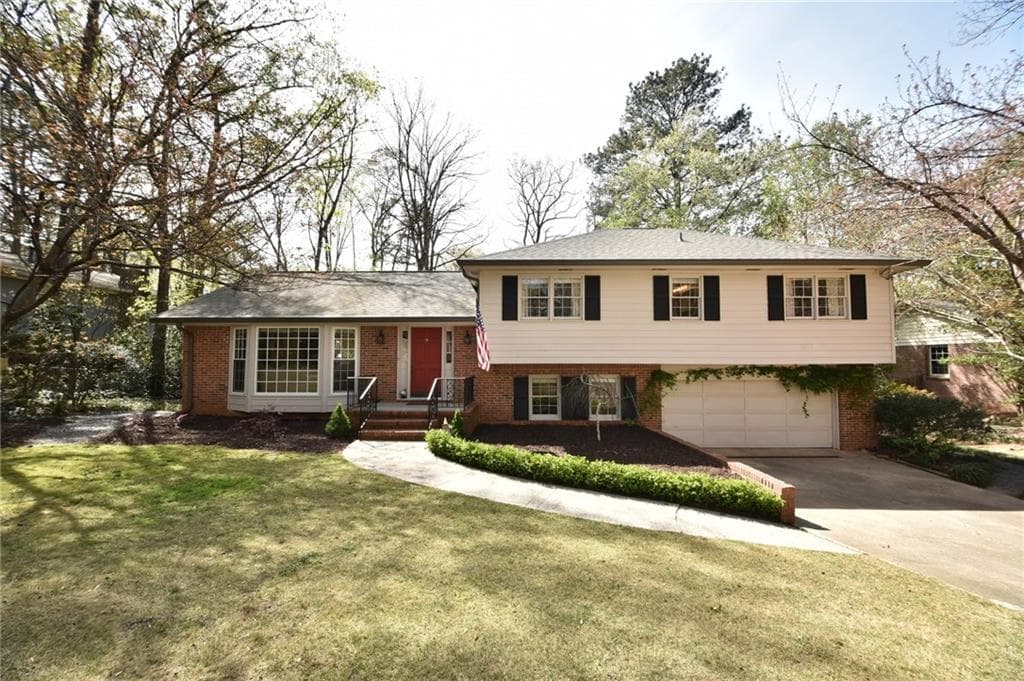 4 bedroom, 2,184 sq ft single family residence sold at 4602 Amberly Court, Atlanta, GA 30360
