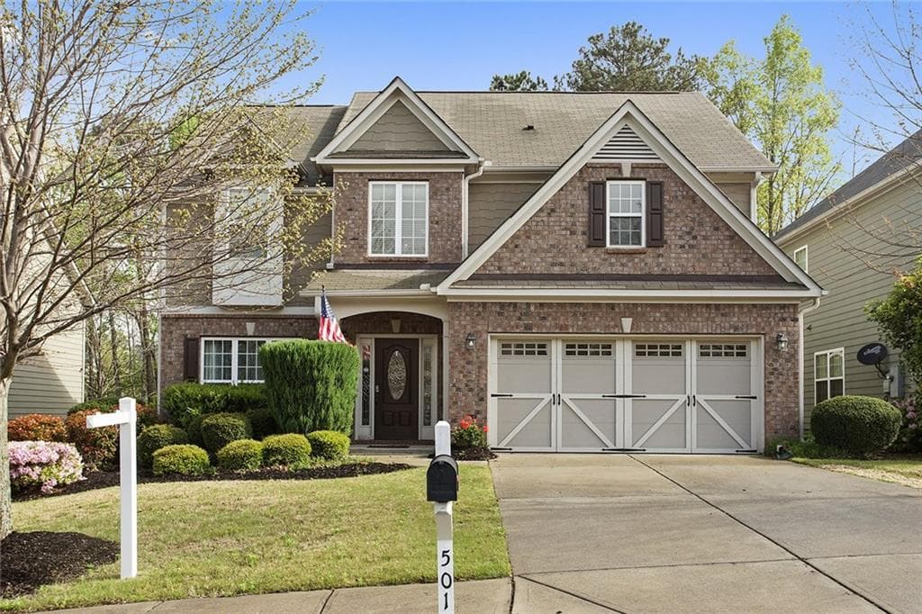 5 bedroom, 3,076 sq ft single family residence sold at 501 Crestmont Lane, Canton, GA 30114