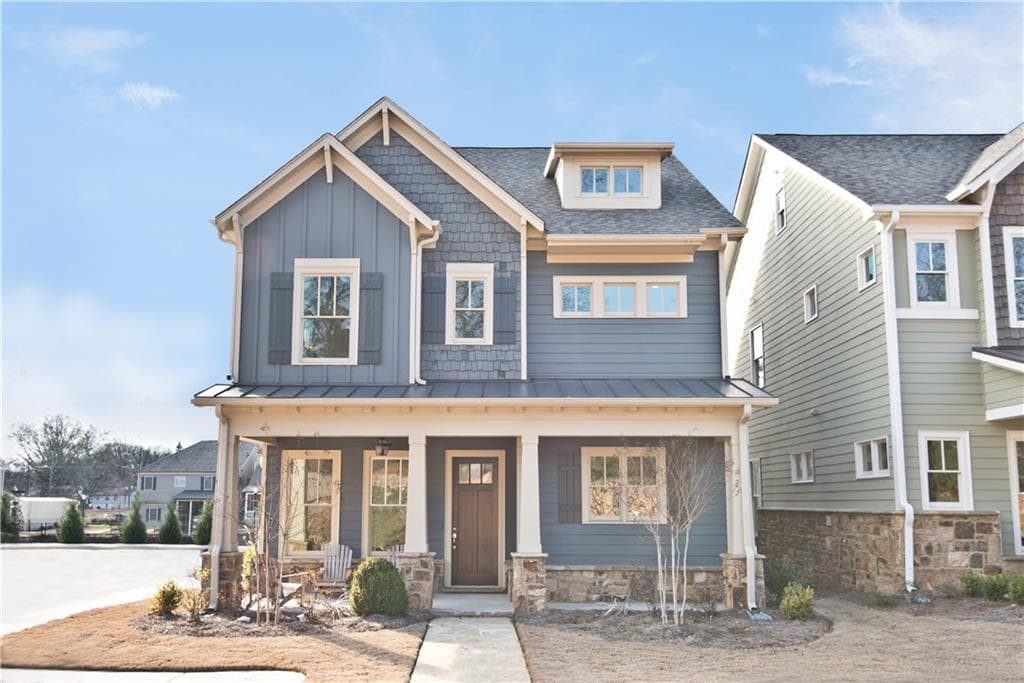 4 bedroom, 2,479 sq ft single family residence sold at 183 Golden Banner Avenue, Marietta, GA 30060