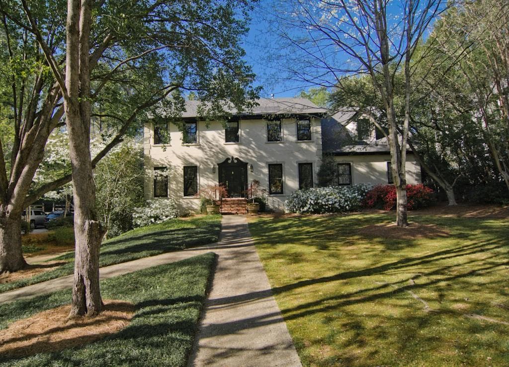 5 bedroom single family residence sold at 791 Arden Close, Atlanta, GA 30327