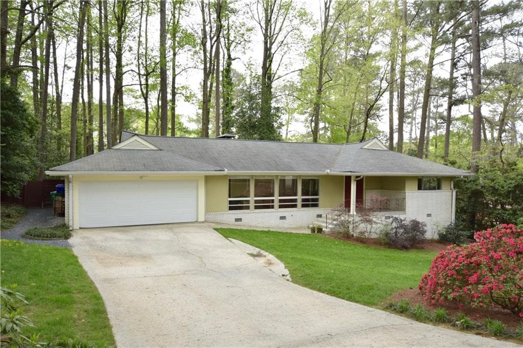 3 bedroom, 2,076 sq ft single family residence sold at 2374 Sherbrooke Drive, Atlanta, GA 30345