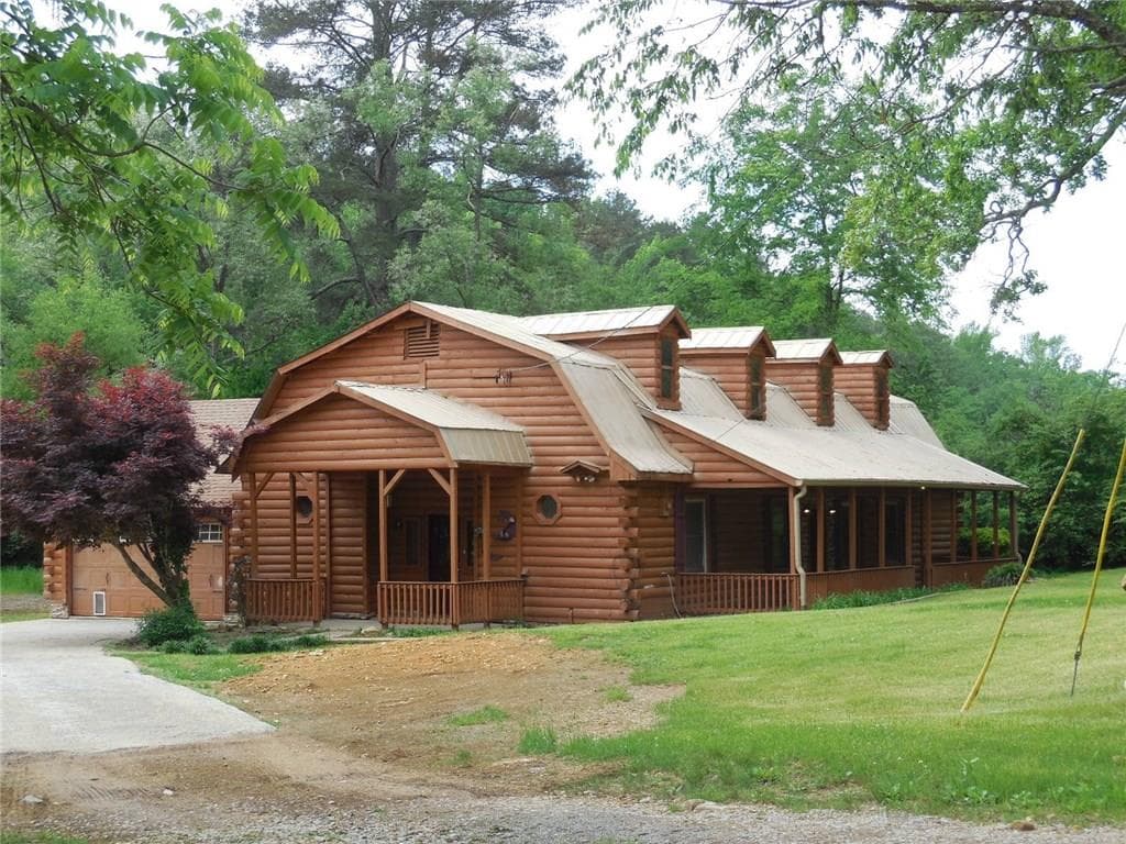215 Santa Claus Road, Cedartown, GA 30125 — most recent listing photo