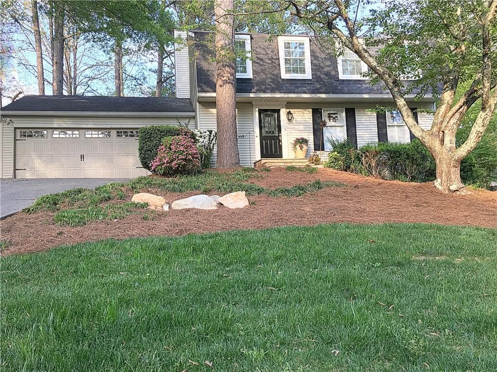735 Lakestone Court, Roswell, GA 30076 — most recent listing photo