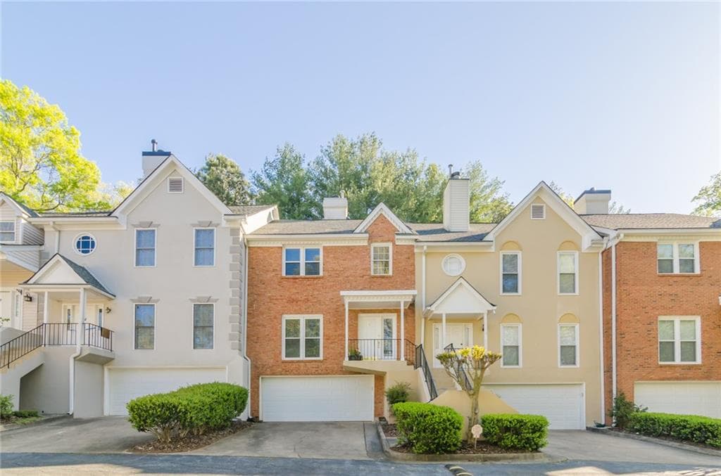 9 Forest Ridge Court, Sandy Springs, GA 30350 — most recent listing photo