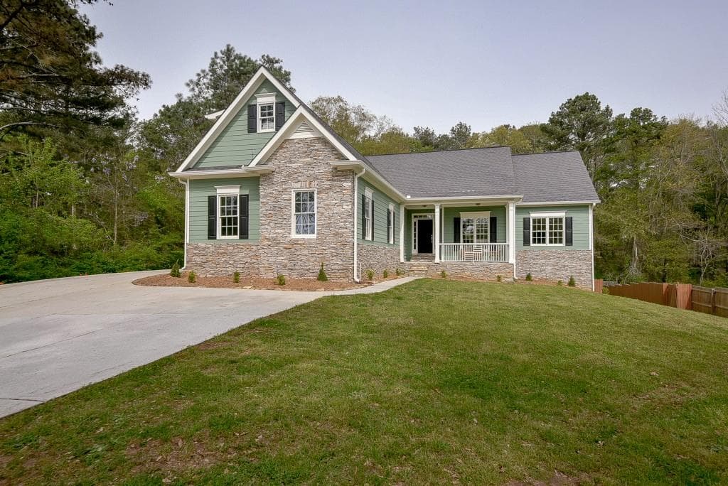 5 bedroom, 4,324 sq ft single family residence sold at 1573 Barnes Road, Woodstock, GA 30188