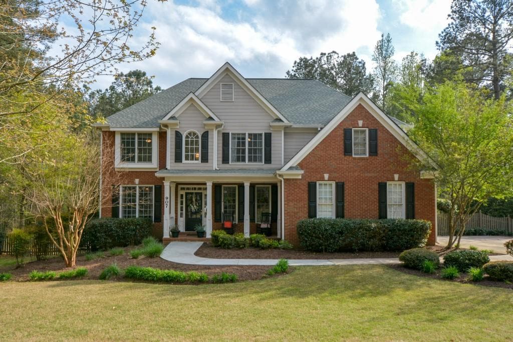 5 bedroom, 4,021 sq ft single family residence sold at 907 Pin Oak Place, Canton, GA 30115