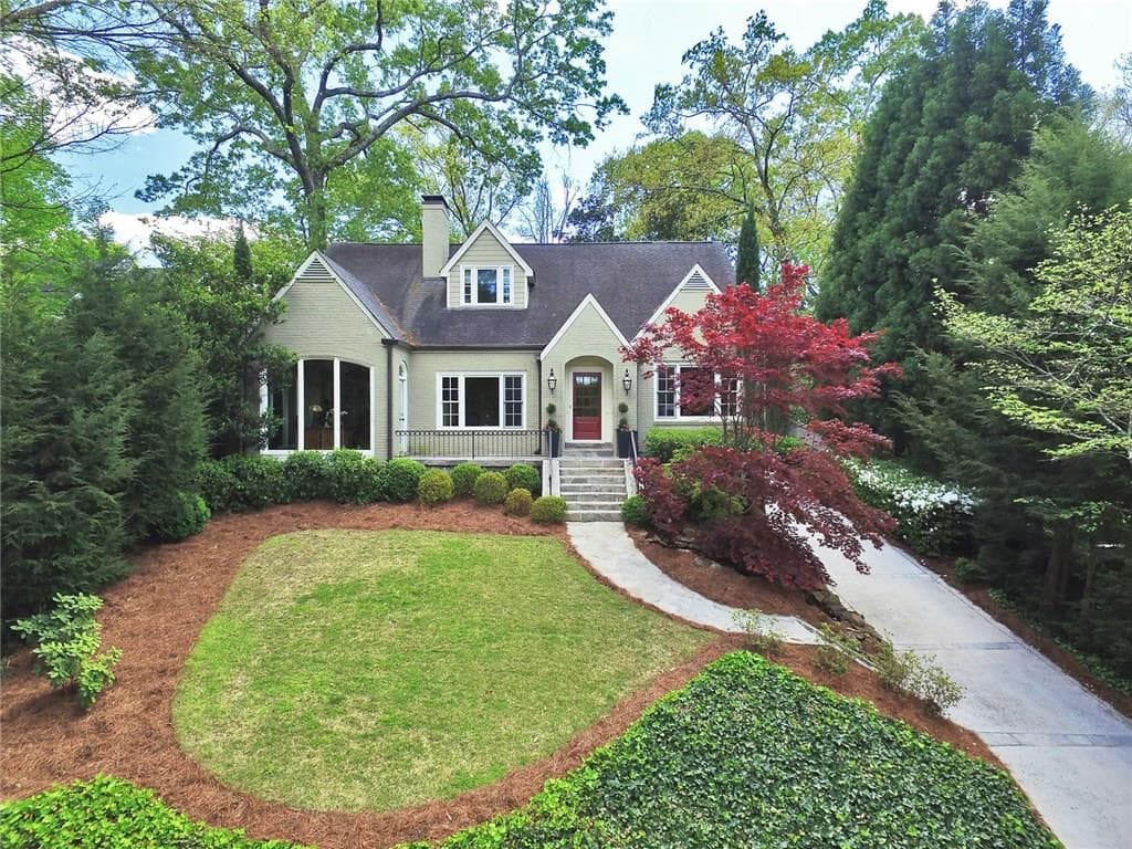 3 bedroom, 2,765 sq ft single family residence sold at 775 Wildwood Road, Atlanta, GA 30324
