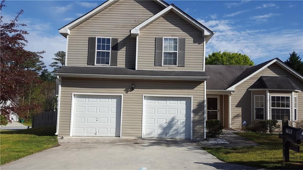 7041 Brecken Trace, Lithonia, GA 30058 — most recent listing photo