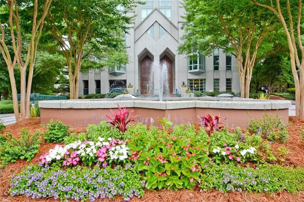 2 bedroom, 1,228 sq ft condominium sold at 2870 Pharr Court 705, Atlanta, GA 30305