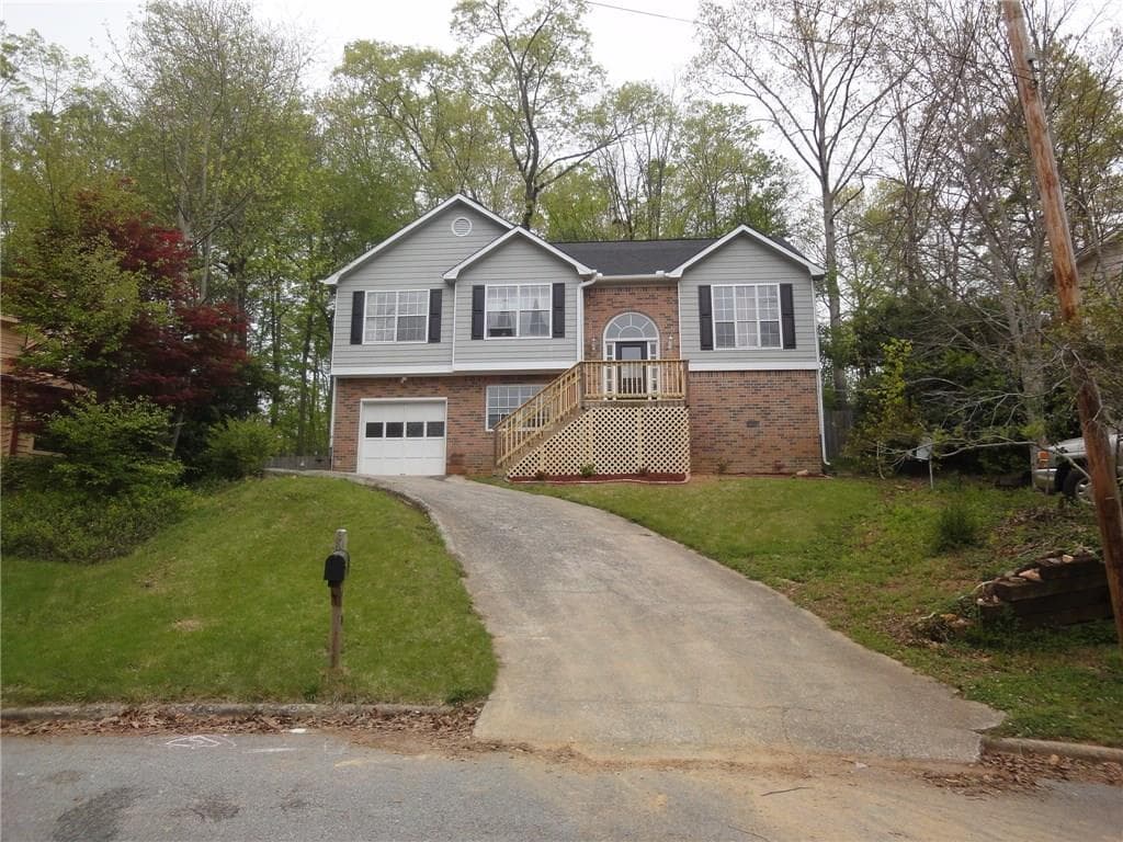 4 bedroom, 1,844 sq ft single family residence sold at 974 Winslow Terrace, Sugar Hill, GA 30518