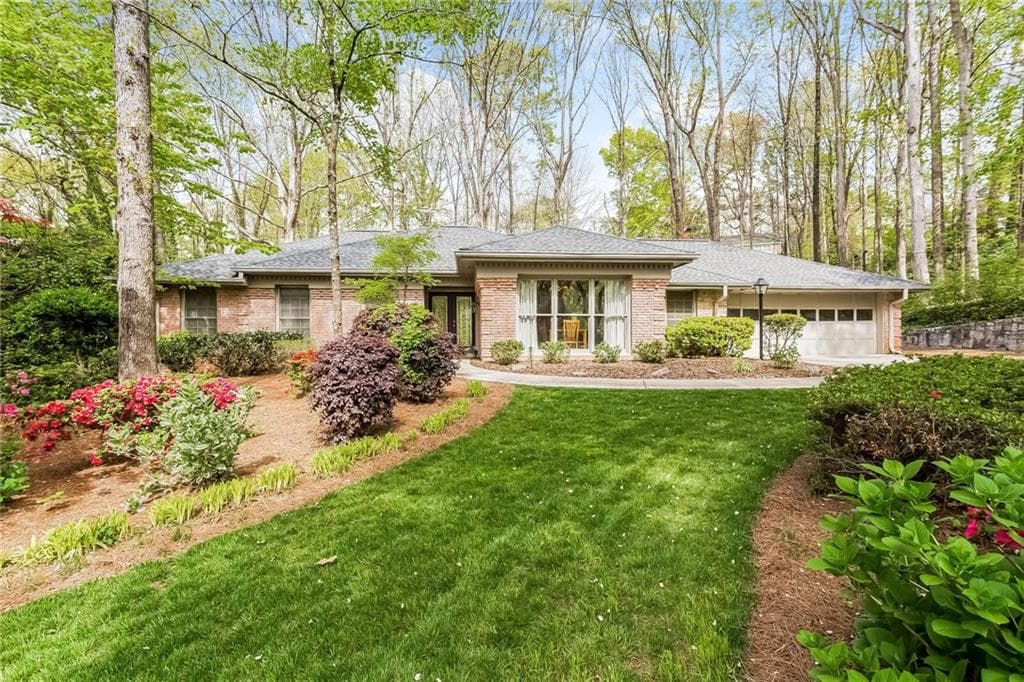 340 Westerhall Court, Sandy Springs, GA 30328 — most recent listing photo