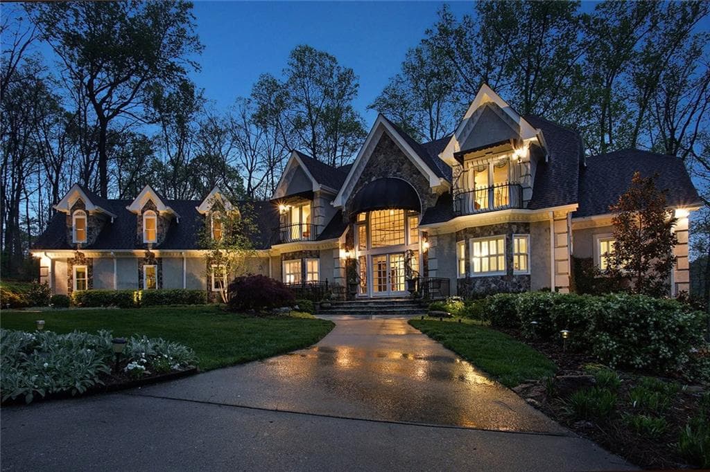 5 bedroom single family residence sold at 2405 Saddlesprings Drive, Milton, GA 30004