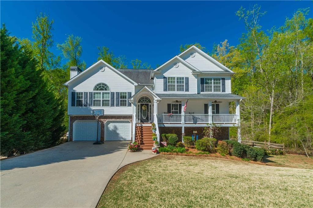 4 bedroom, 2,714 sq ft single family residence sold at 148 Sable Trace Trail, Acworth, GA 30102